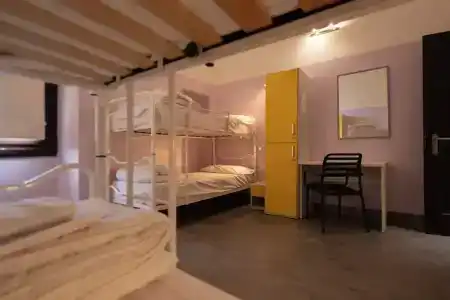 Hostel 7 Santi - 45