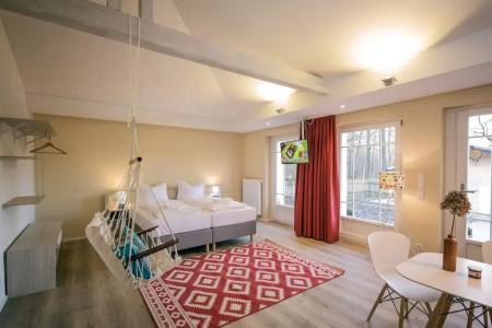 Little Suite - 4