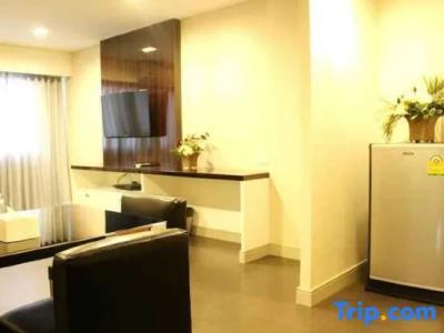 14 Residence - 80