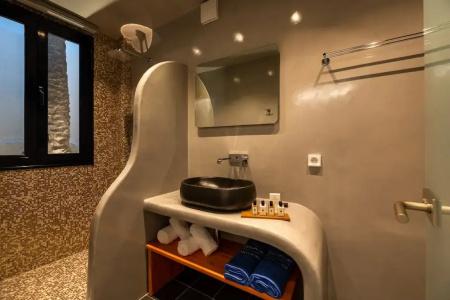 Daydream Luxury Suites - 83