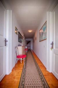 Mira Sea Front Guesthouse - 11
