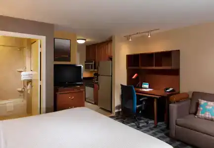 TownePlace Suites Houston Intercontinental Airport - 12