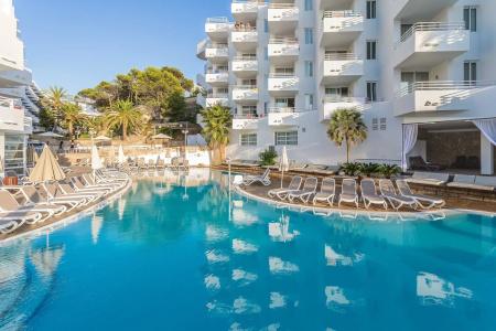Fergus Style Cala Blanca Suites - 24