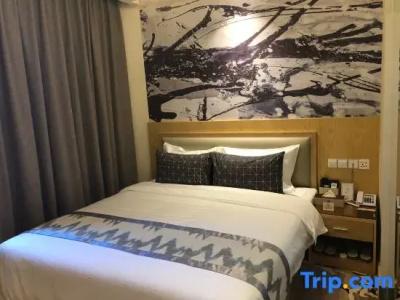St. Moritz Business - 30