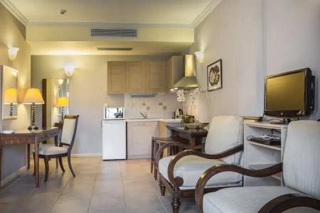 Balhambra Suites - Adults Only - 202