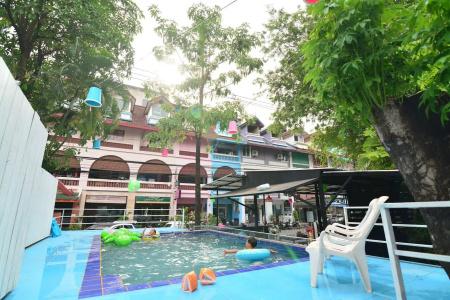 Oyo 1163 Eden Hostel - 10