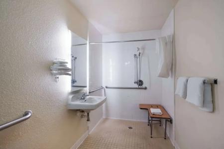 Quality Inn Elk Grove-Sacramento - 29