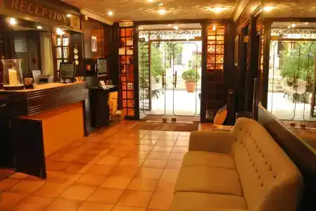Adonis Ajaccio - Hôtel Albion - 1