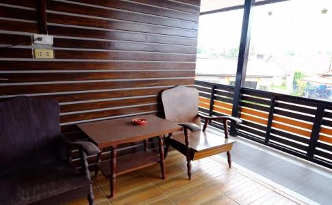 Winhouse - 6