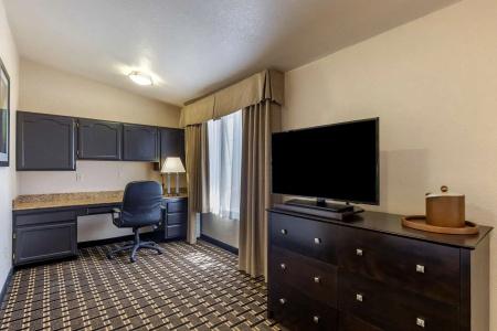 Best Western Plus Las Vegas West - 42
