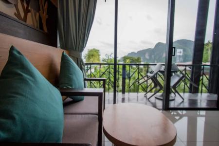 Phi Phi Don Chukit Resort - 8