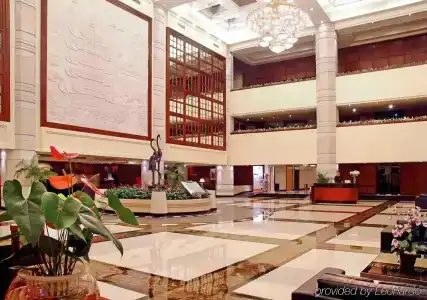 Voco Wuhan Xinhua, An Ihg - 1