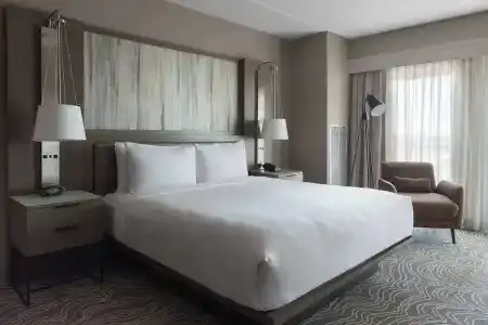 Marriott Savannah Riverfront - 29
