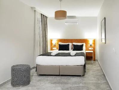 Dorman Suites - 64