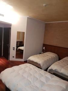Dado International - 57