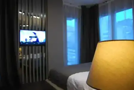 The City Suites - 40