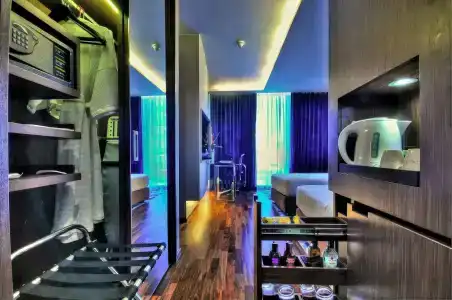 Galleria Sukhumvit 10 Bangkok by Compass Hospitality - 27