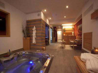 Tasso Suites & Spa - 9