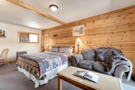 Nicky's Resort - 103