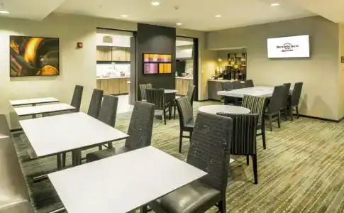 Residence Inn by Marriott - 13