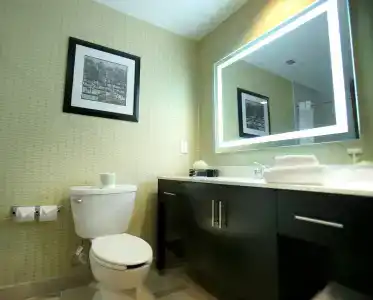 Holiday Inn Express & Suites - Oak Island Area, an IHG - 33