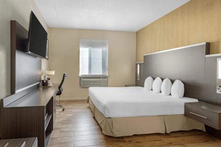 Best Western Jamaica Inn - 41