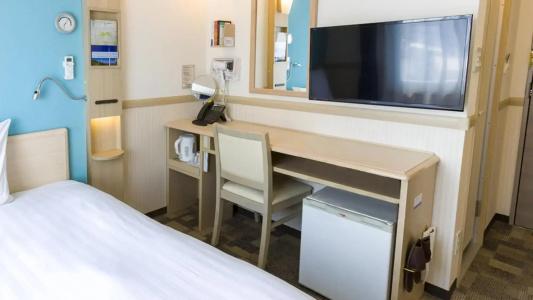 Toyoko Inn Chiba Makuhari - 38