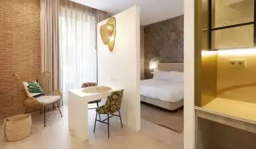 Atocha Madrid, Tapestry Collection by Hilton - 40