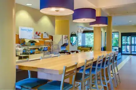 Holiday Inn Express Bellingham, An Ihg - 15