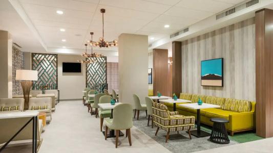 Hampton Inn & Suites Miami Wynwood Design District, Fl - 22