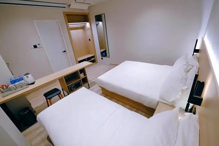 Rest Bugis (Sg Clean, Staycation Approved) - 139