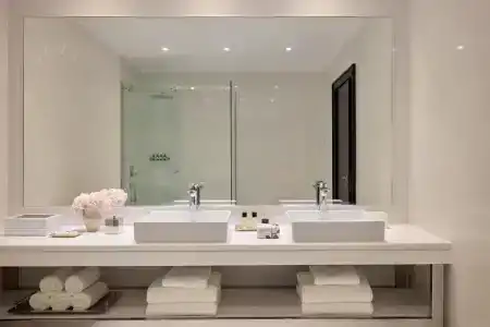Pomegranate Wellness Spa - 13