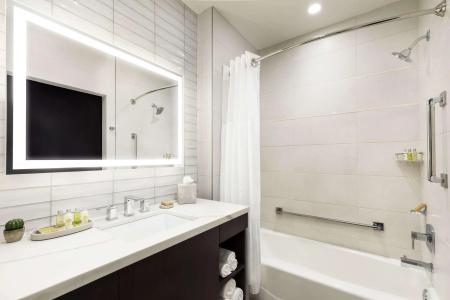 Doubletree By Hilton Tucson Downtown Convention Center - 7