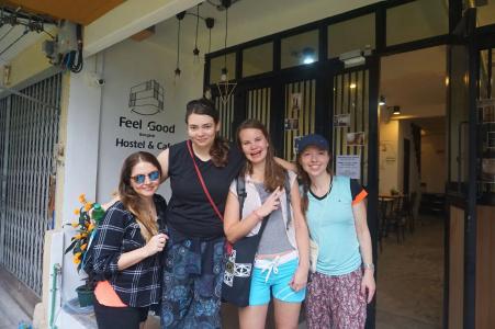 Feel Good Bangkok Hostel - 23
