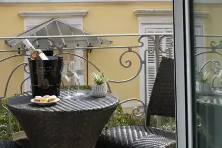 Golden Tulip Cannes De Paris - 194