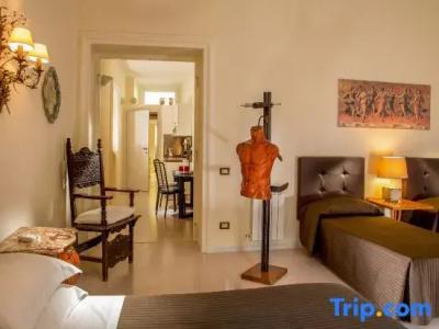 Roma Central Guest House - 32