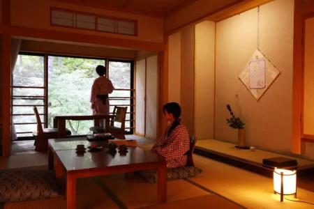 Awanoyu - 37