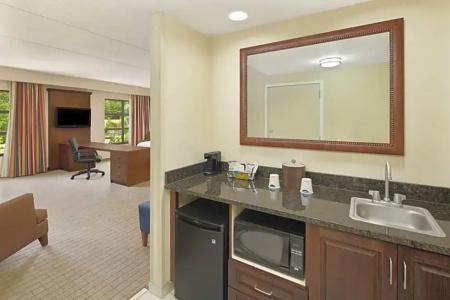 Hampton Inn/South-Fort Benning - 37