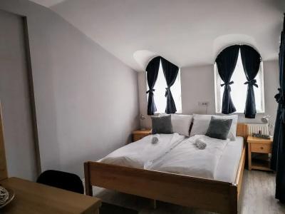 Bloom Inn - 4