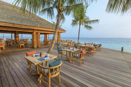 Hurawalhi Island Resort - 10