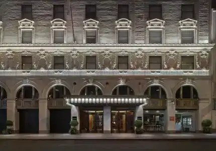 Paramount Times Square - 34