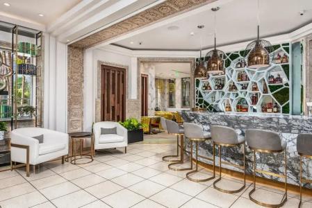 Lennox Miami Beach - 21