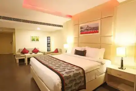 Golden Tulip Jaipur - 35