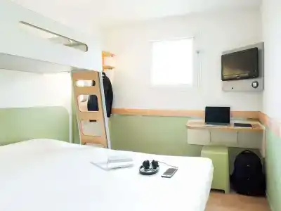 ibis Budget Pau Est - 30