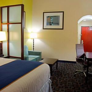 Super 8 By Wyndham/Dfw Apt/North - 23