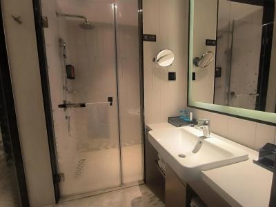 Hampton by Hilton Guangzhou Zhujiang New Town - 8