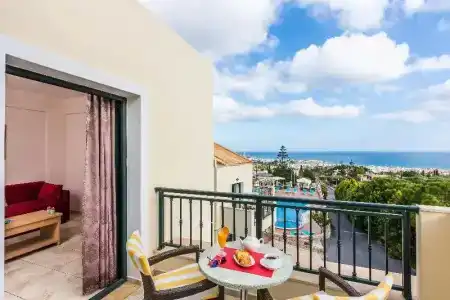 Pilot's Villas Luxury Suites - 132