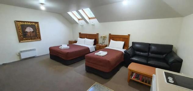 Rosewood Court - 37