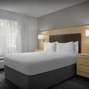 TownePlace Suites - 21