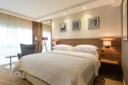 Sheraton - 64